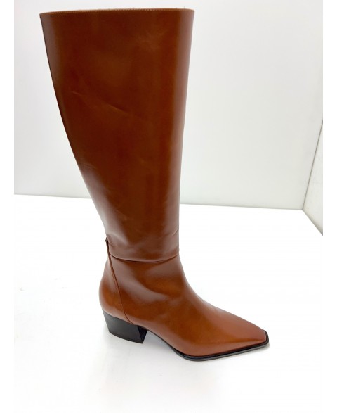 BOTAS ZINDA